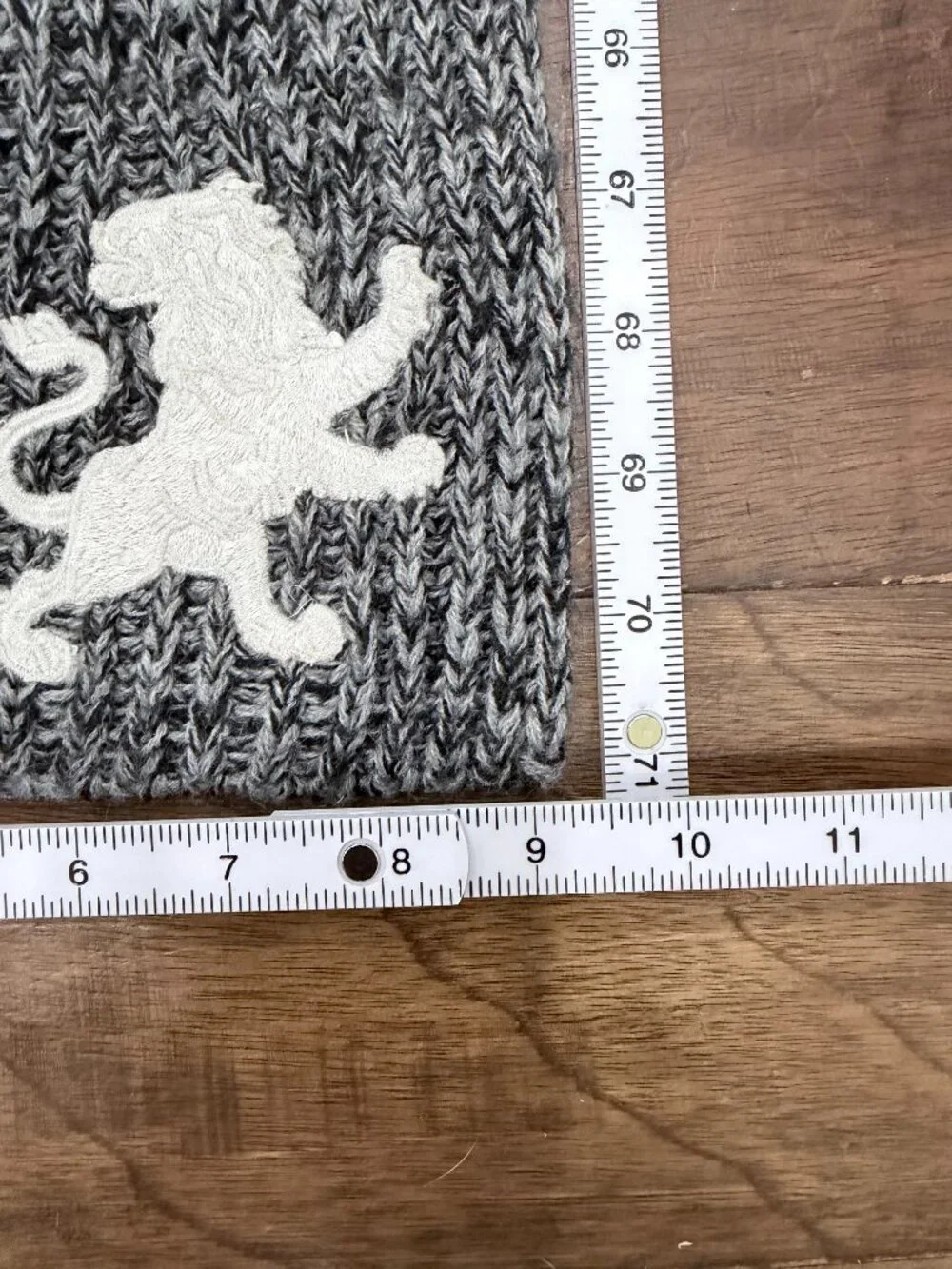 Chunky Knit Heather Gray Scarf White Heraldic Lion Embroidered Winter Unisex